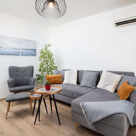 Top Floor Sunset Apartment Pula Exterior photo
