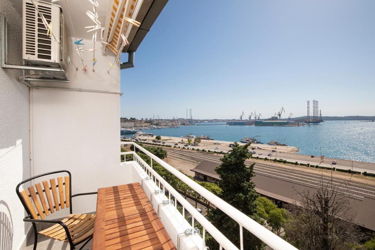 Top Floor Sunset Apartment Pula Exterior photo