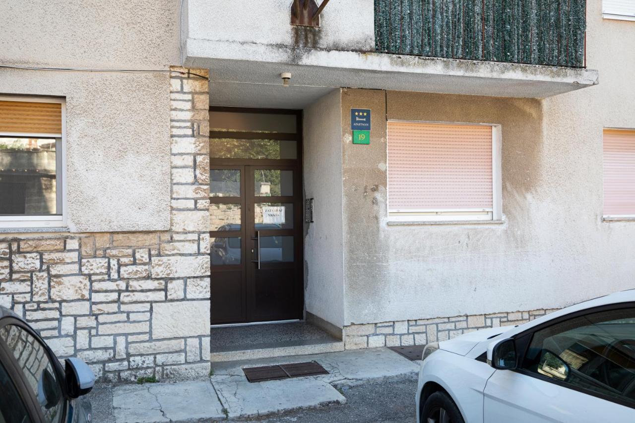 Top Floor Sunset Apartment Pula Exterior photo
